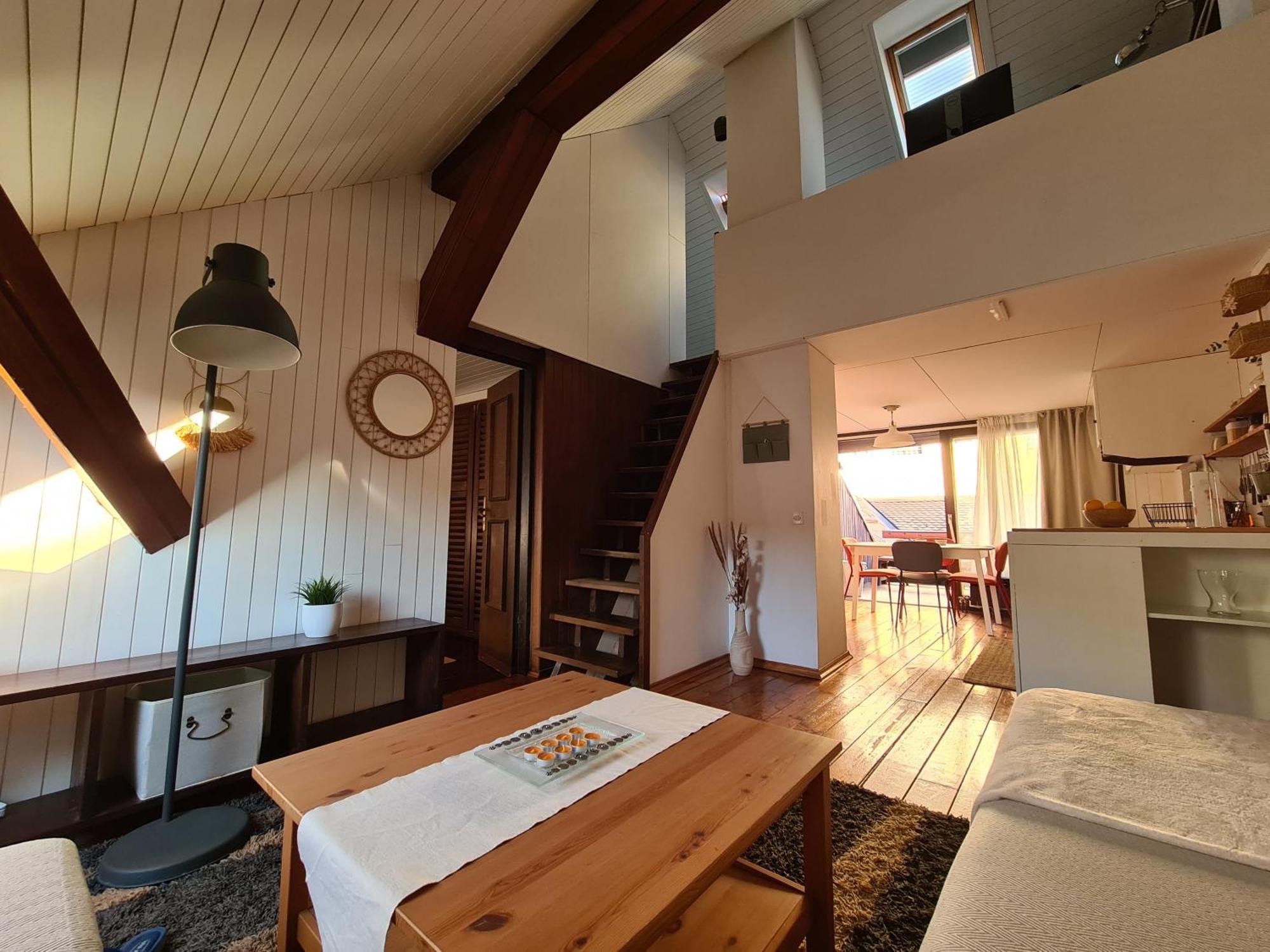 Old Town Cabin Apartment Загреб Екстер'єр фото